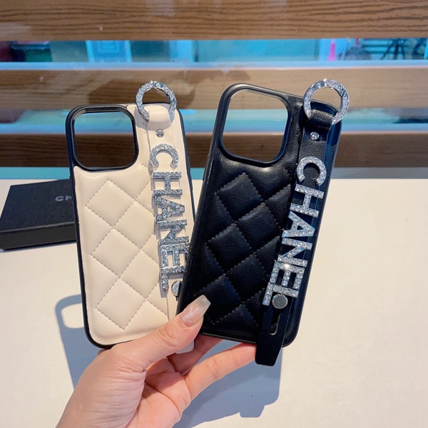 コピーブランド携帯ケース着用イメージ